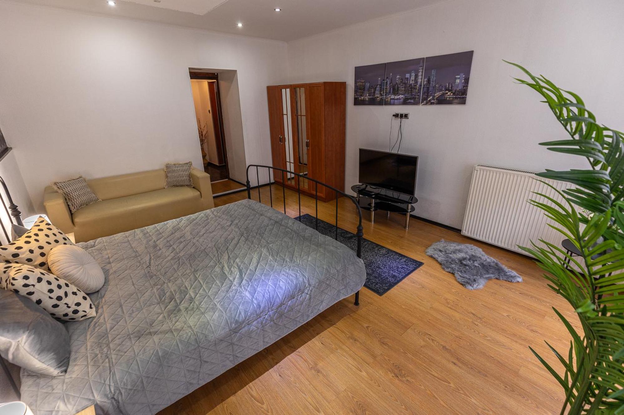 City Vibes Apartment - 3 Bdrms Budapest Esterno foto